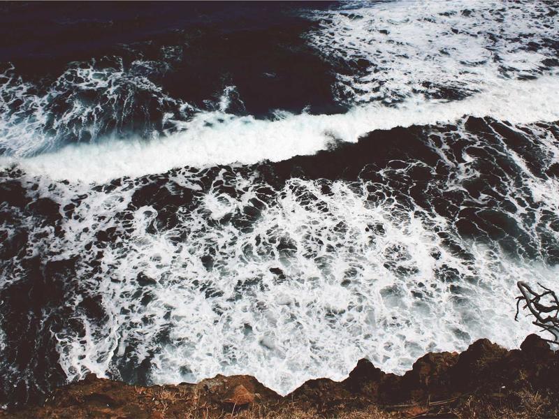 Lọ Hoa Men Nâu Thổ Hà